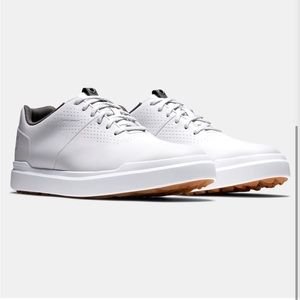 FOOTJOY MENS GOLF SHOE SIZE 10. Contour Casual spikeless golf shoes. Never worn!